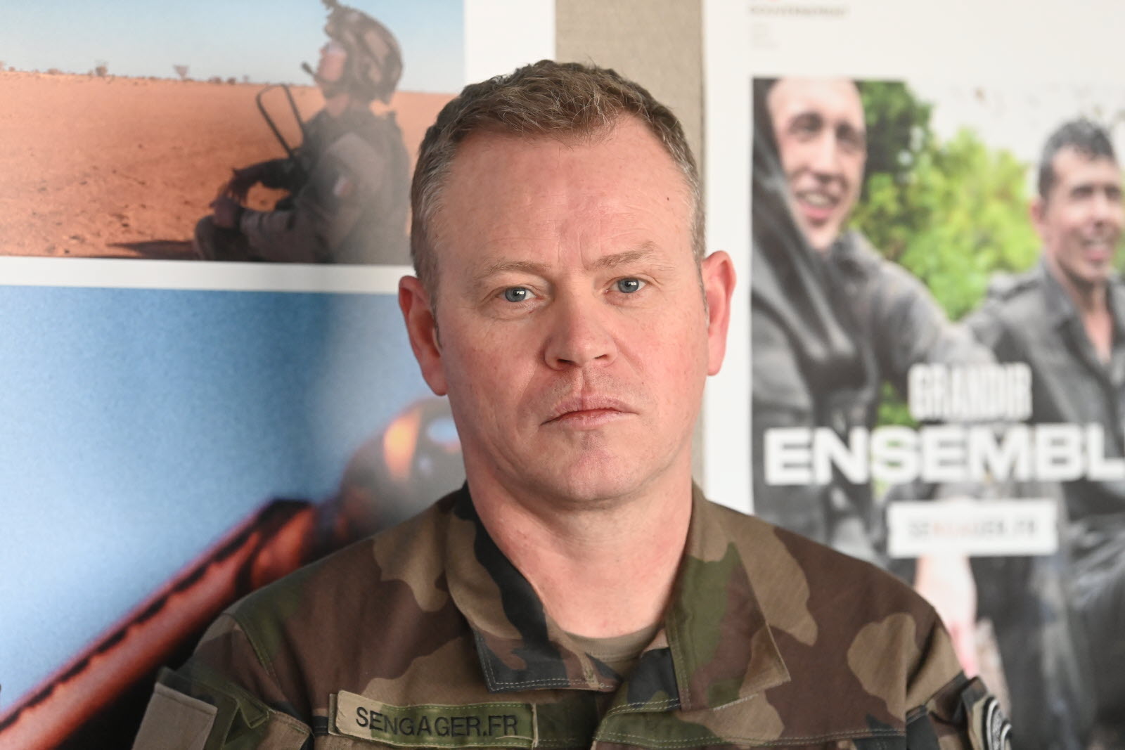 Image d'un homme militaire en uniforme de l'Armée de Terre